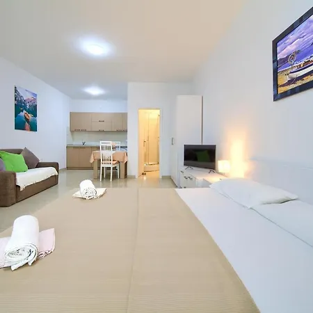 Mara Matic Apartament *