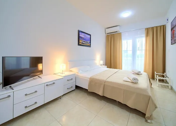Mara Matic Apartman Malinska