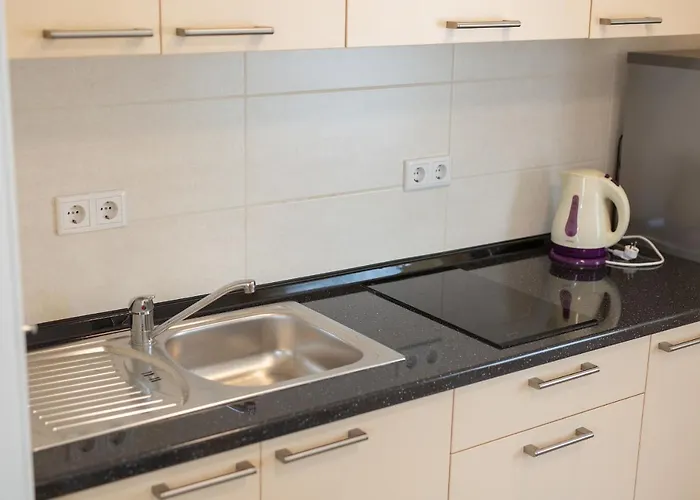 Mara Matic * Malinska