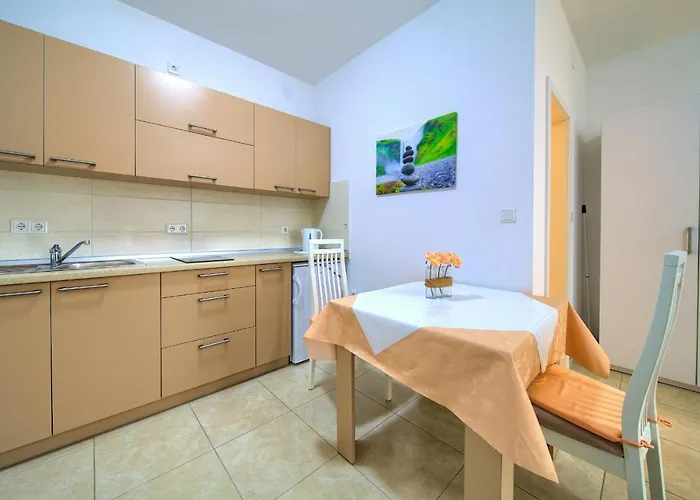 Apartament Mara Matic *