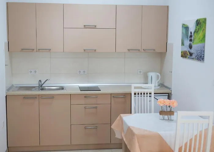 Mara Matic * Malinska