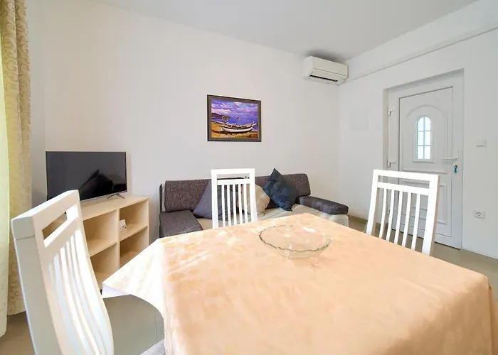 Apartament Mara Matic *
